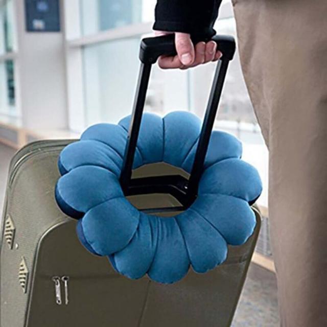 WOLIP™ : The Multifunction Twistable Pillow