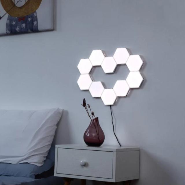 TOUCHY™ : Touch-sensitive Honeycomb Lights